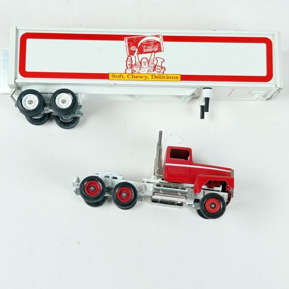 Winross Varta Perfect Promo Diecast Truck 1:64 Scale Red/White Vintage - Picture 8 of 8